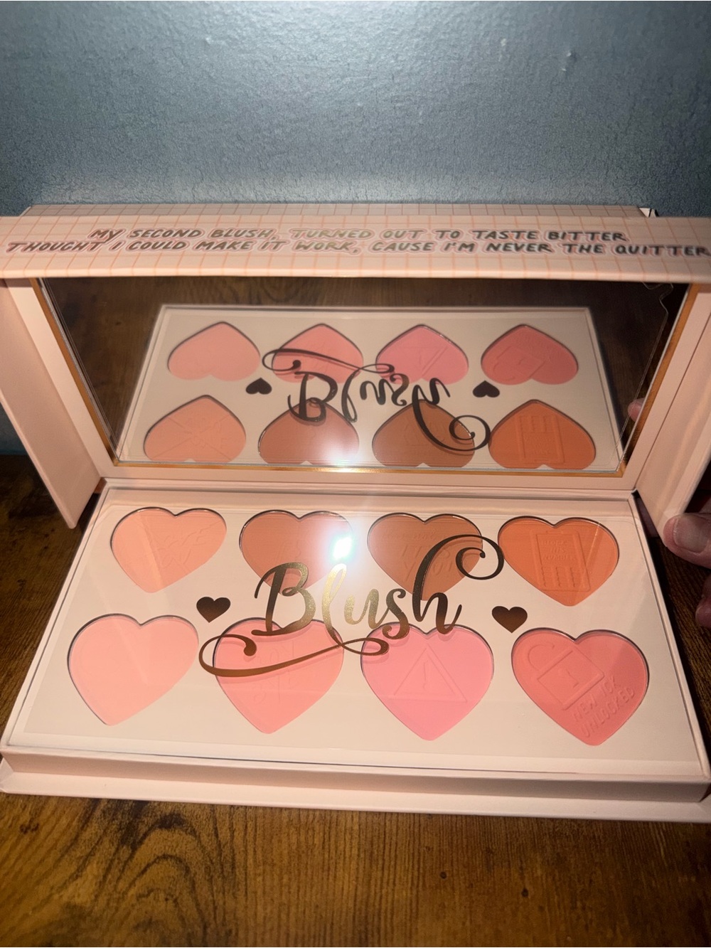 P.Louise Heart-Shaped Blush Palette in Peach & Pink - Jumbo Size - 8 x 0-.141 oz